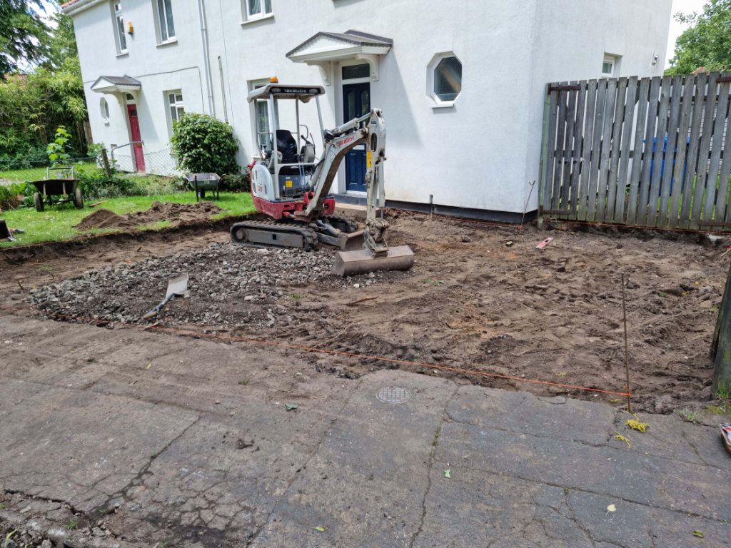 This is a photo of a dig out being carried out by Eye Driveways